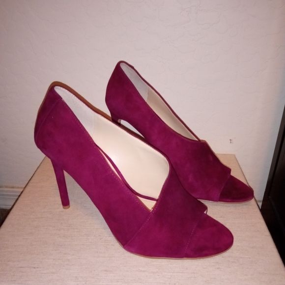 Vince Camuto Rallien Suede Leather Peep Toe Stiletto Heels Size 10 - Picture 5 of 7